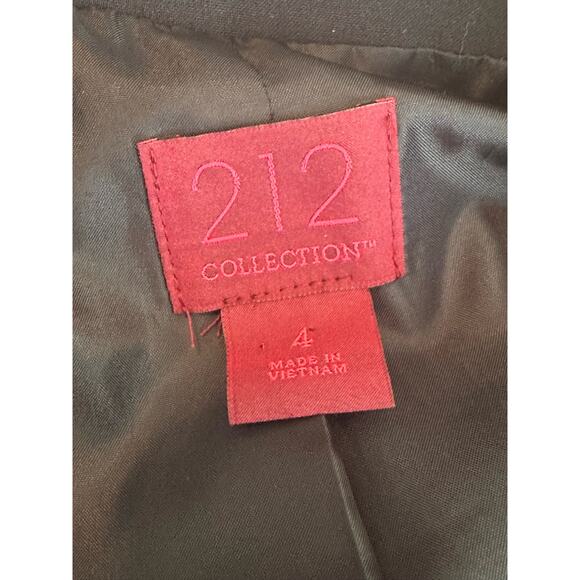 212 Collection navy blue 2 button blazer size 4 - Picture 3 of 10